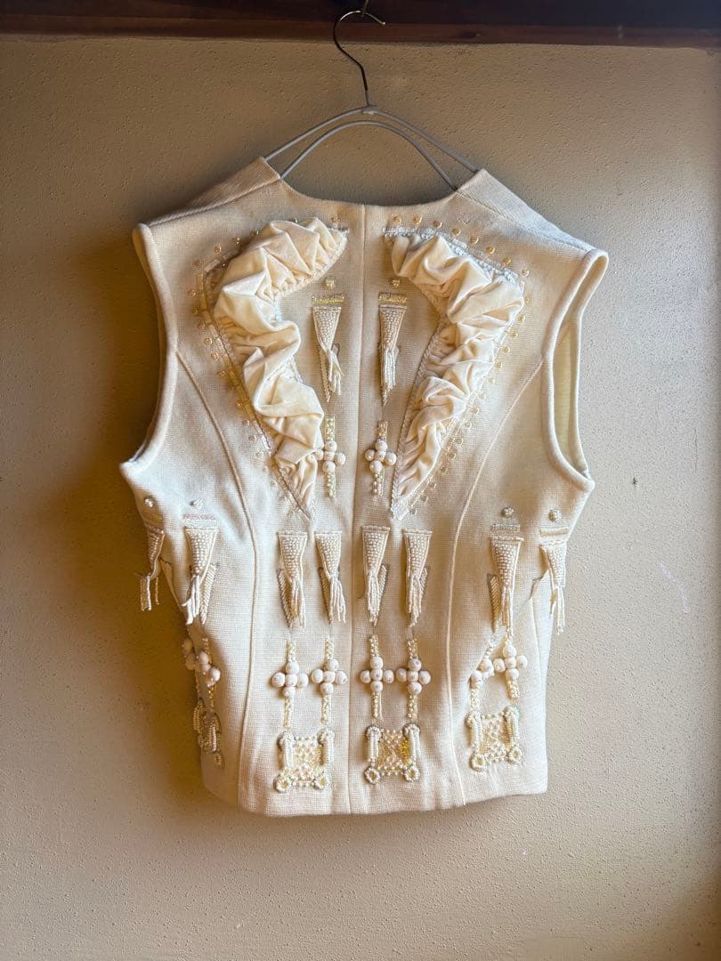 アラレ kansai ニットベスト