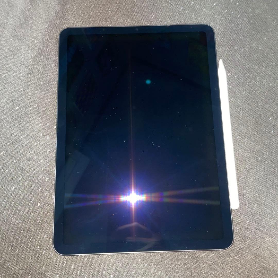 【H.M】iPadAir第5世代 (256GBWiFiモデル) おまけ付き