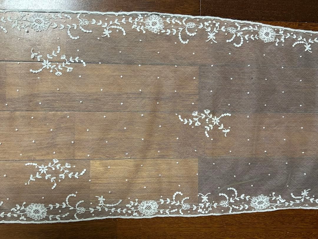 アンティークレース