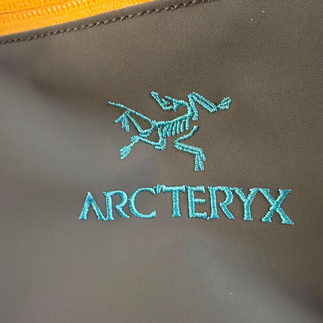 ARC’TERYX ショルダーバッグ