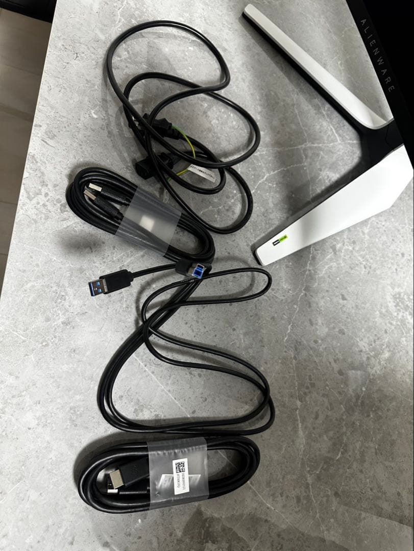 ディスプレイ・モニター本体 Dell AW3225QF Alienware