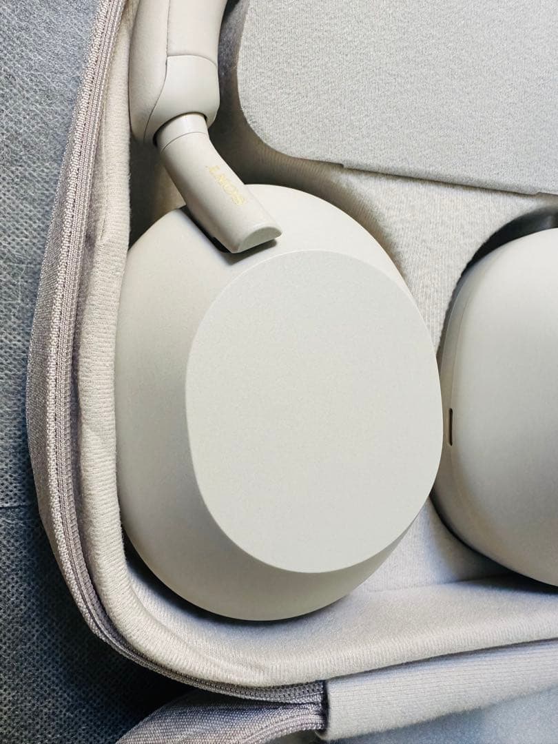 SONY ワイヤレスヘッドホン ホワイト