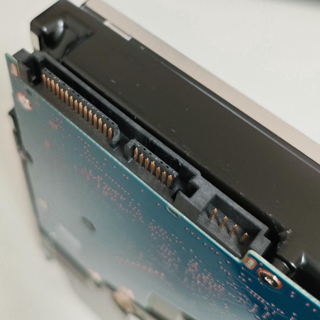 東芝 3.5インチ内蔵HDD 16TB 2台セット 一部欠け有り