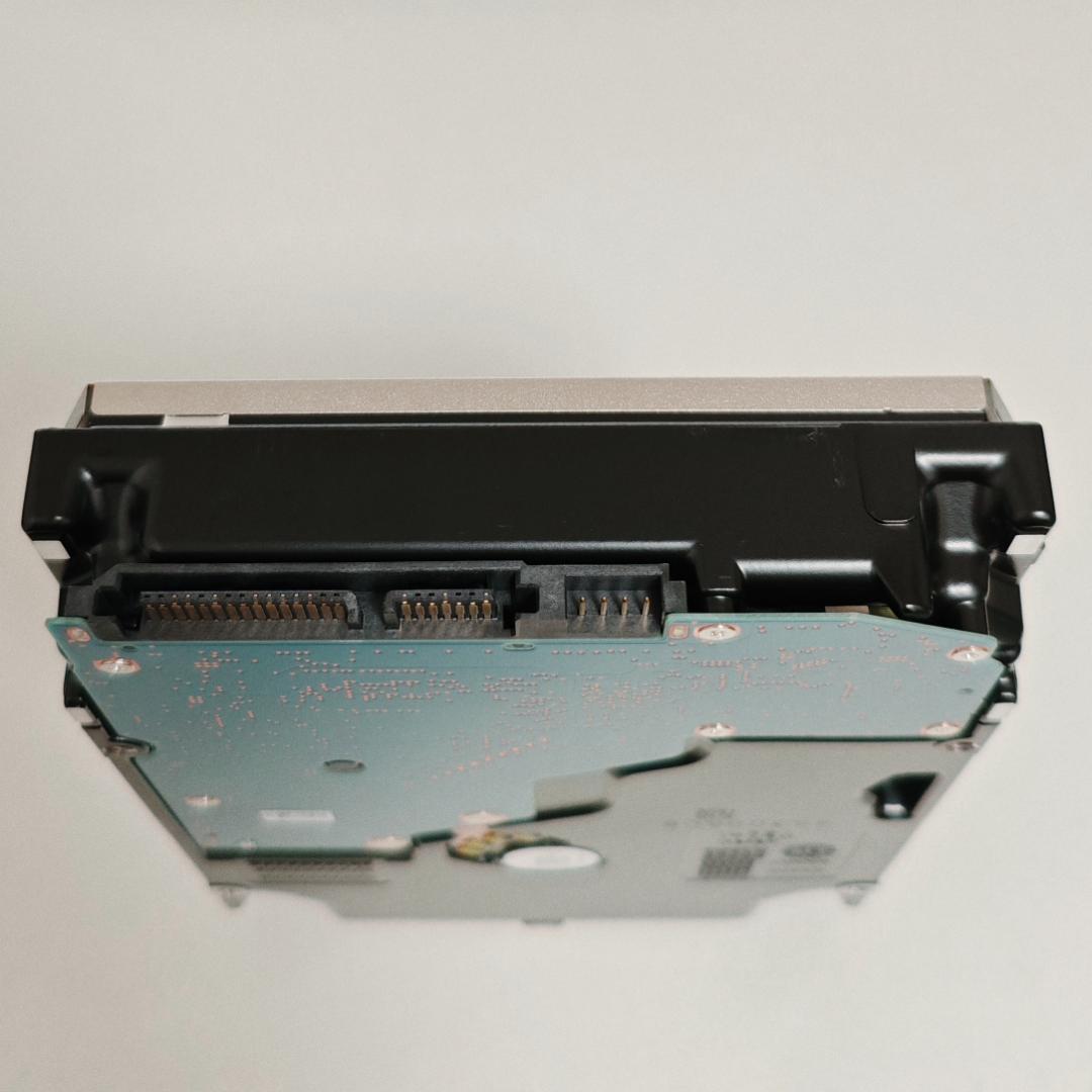 東芝 3.5インチ内蔵HDD 16TB 2台セット 一部欠け有り