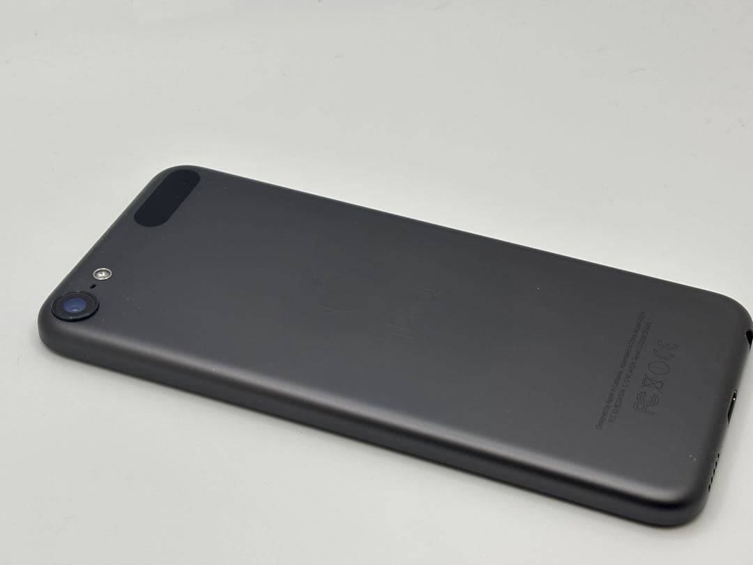 iPod touch第6世代 32GB ブラック バッテリー交換済み 美品