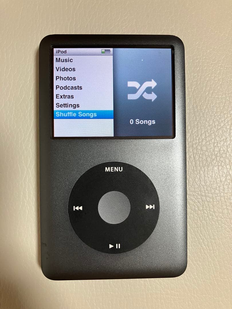iPod classic 160GB 中古 箱あり 専用ケース付
