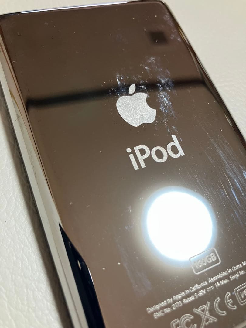 iPod classic 160GB 中古 箱あり 専用ケース付