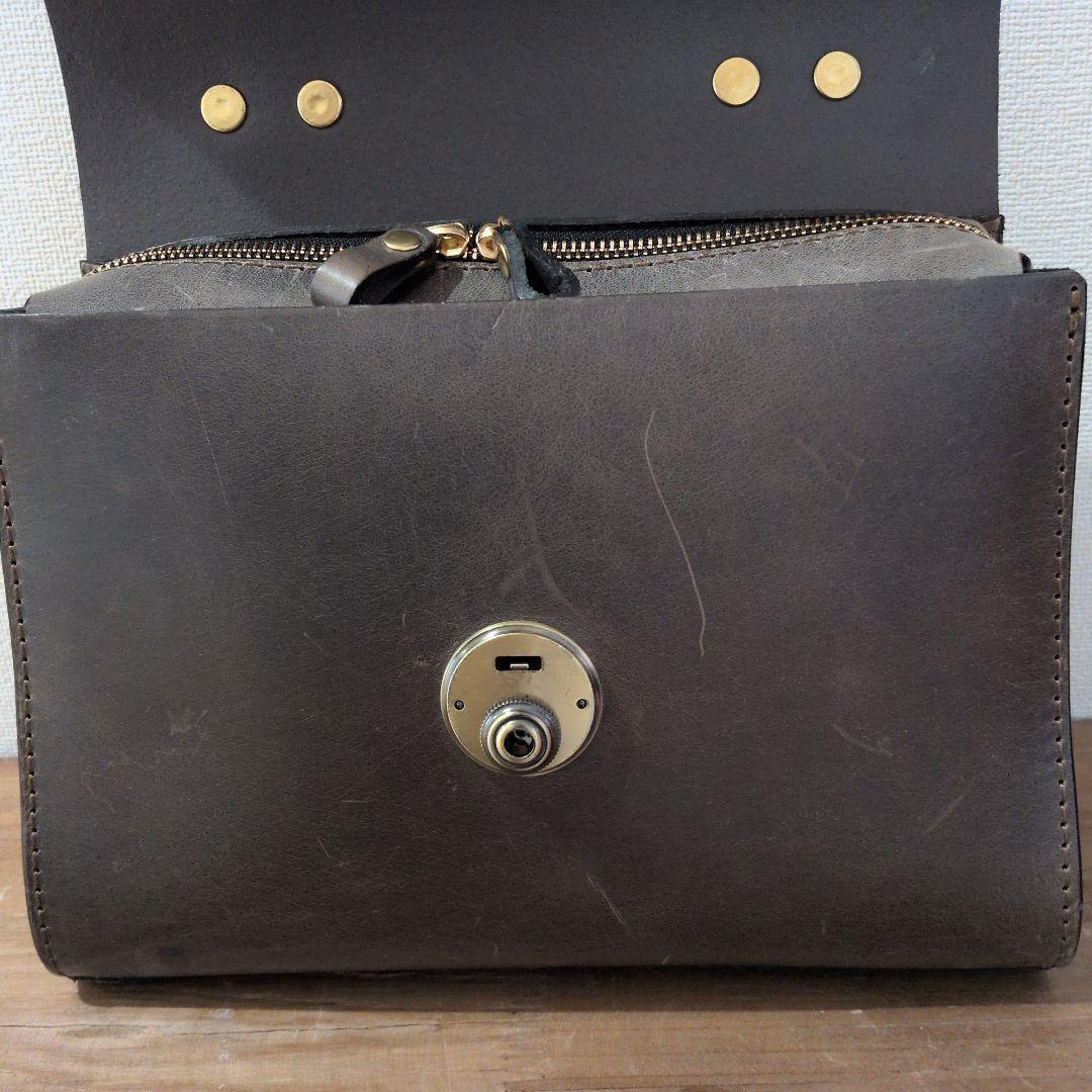 ヘルツ　アオリノハンドバッグ 限定革HERZ