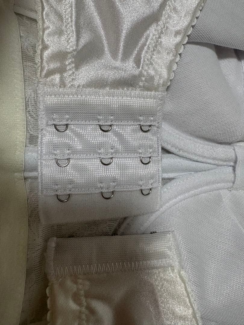 ホワイト レース ブライダルインナー E75