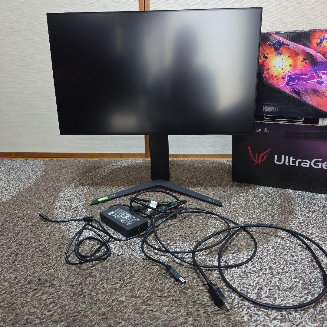 中古4kゲーミングモニター