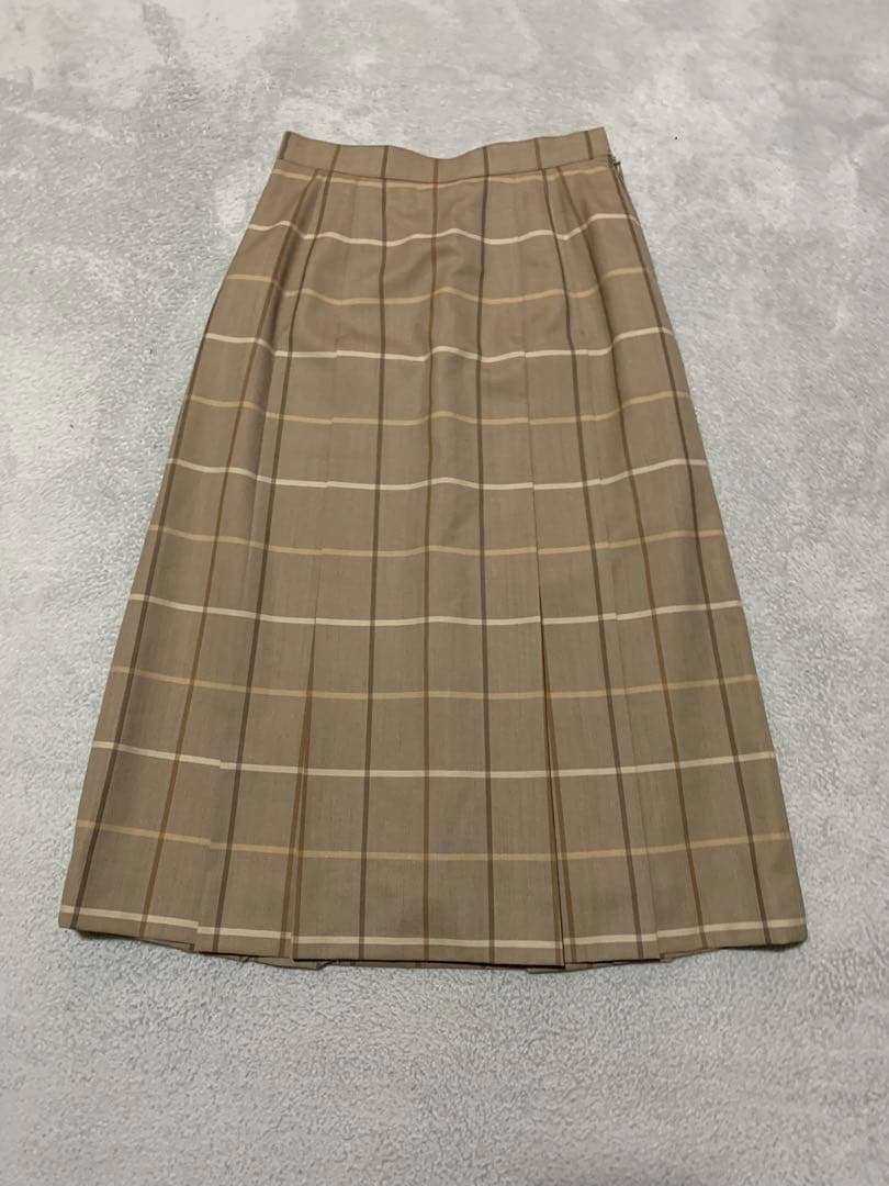 ⭐️美品　Burberry チェック　レディース　スカートスーツ　ウール100%