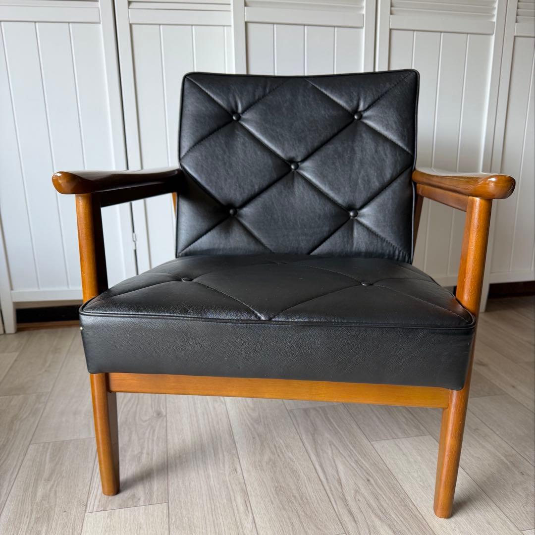 ②カリモク Kチェア 1Pソファ WS1180BW レトロ 1人掛けソファ