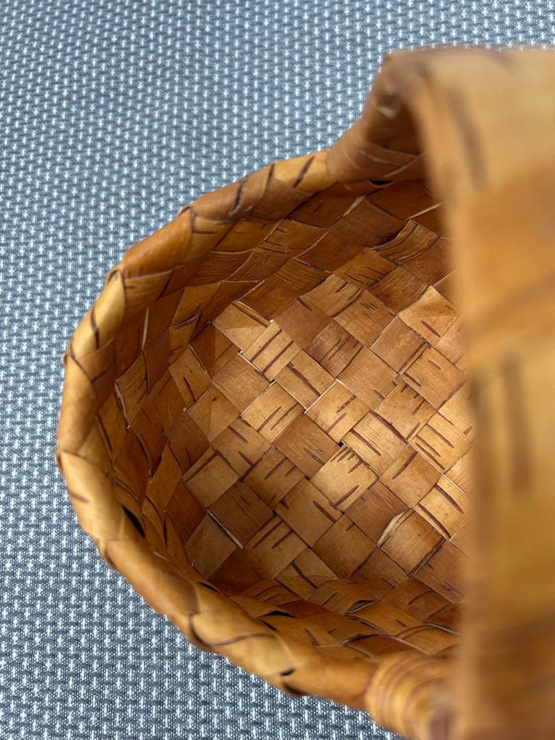 白樺　持ち手付きかご