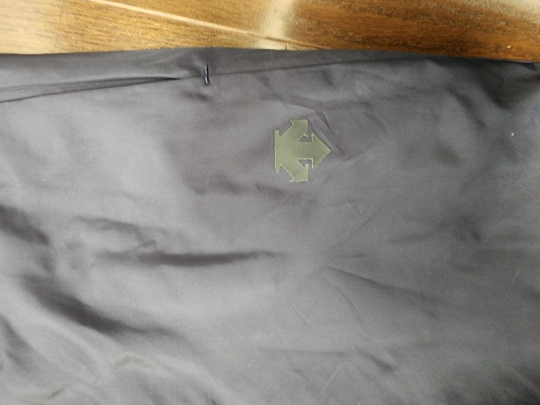 DESCENTE　ウインドブレーカー　上下　Lサイズ