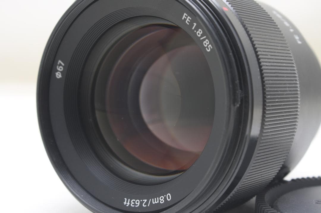 ソニー FE 85mm F1.8 SEL85F18