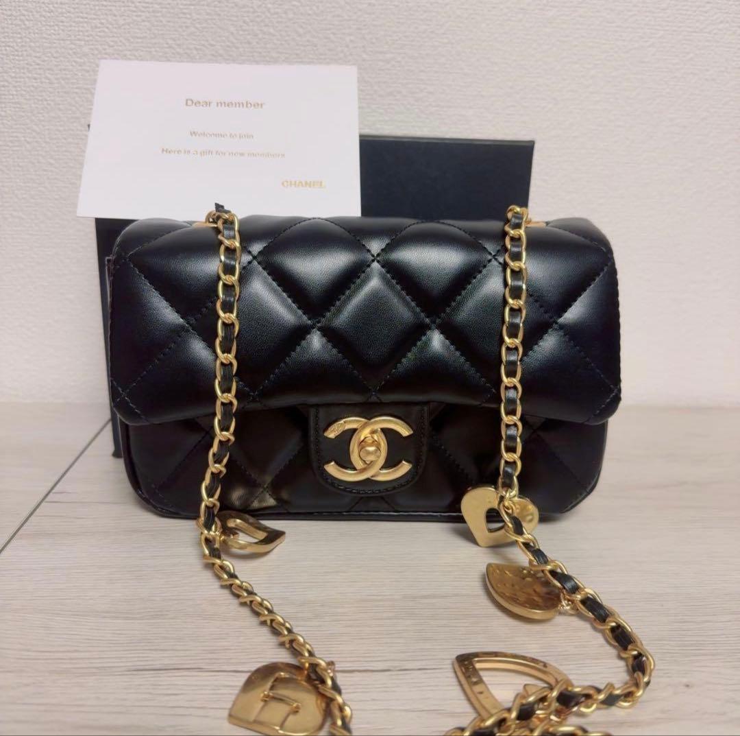 CHANEL キルティングショルダーバッグハートチェーン ノベルティ