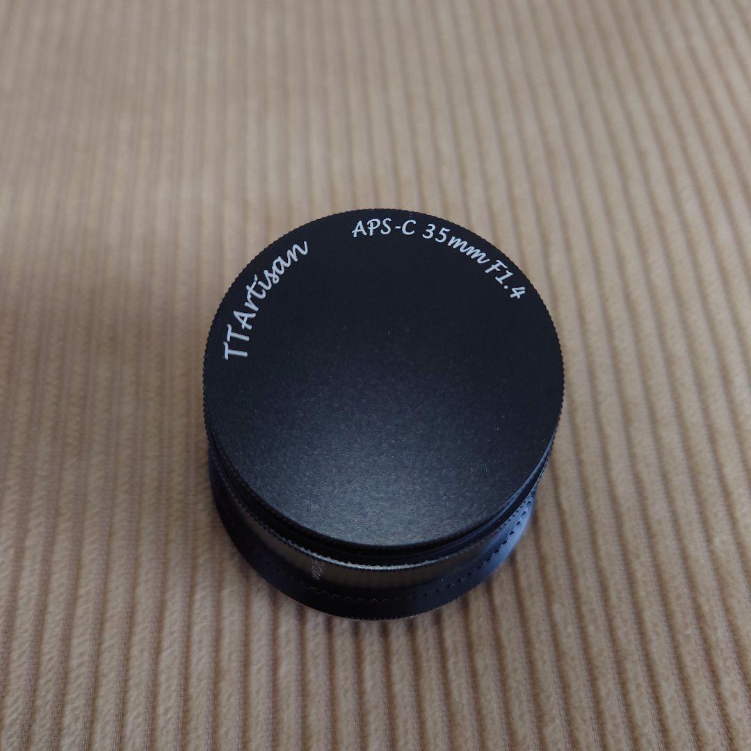 Fujifilm X-T10 ミラーレス一眼 本体とTTArtisanレンズ