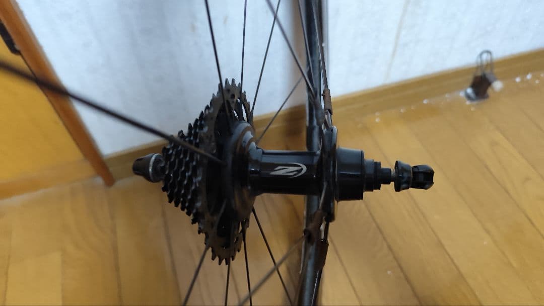 Zipp 404 firecrest カーボンホイール