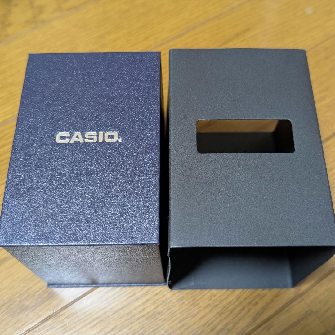 【未使用】G-SHOCK GMW-B5000GD-9JF ゴールド