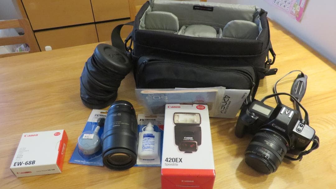 Canon eos650　キヤノン　望遠レンズ　カメラバッグ　ストロボ　付属