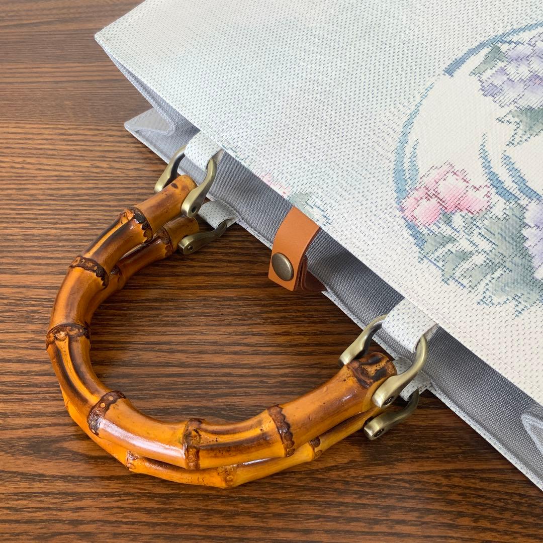 大島紬　霞に浮かぶ牡丹花丸文　リメイク　バンブーハンドルバッグ　浅型マチ広め