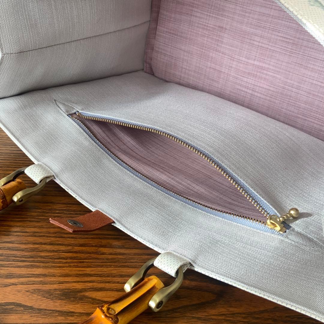 大島紬　霞に浮かぶ牡丹花丸文　リメイク　バンブーハンドルバッグ　浅型マチ広め