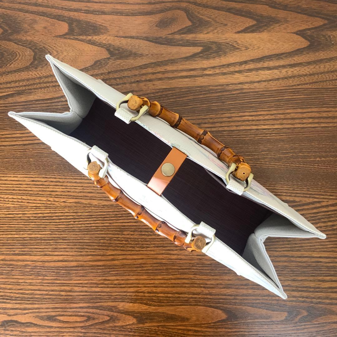 大島紬　霞に浮かぶ牡丹花丸文　リメイク　バンブーハンドルバッグ　浅型マチ広め