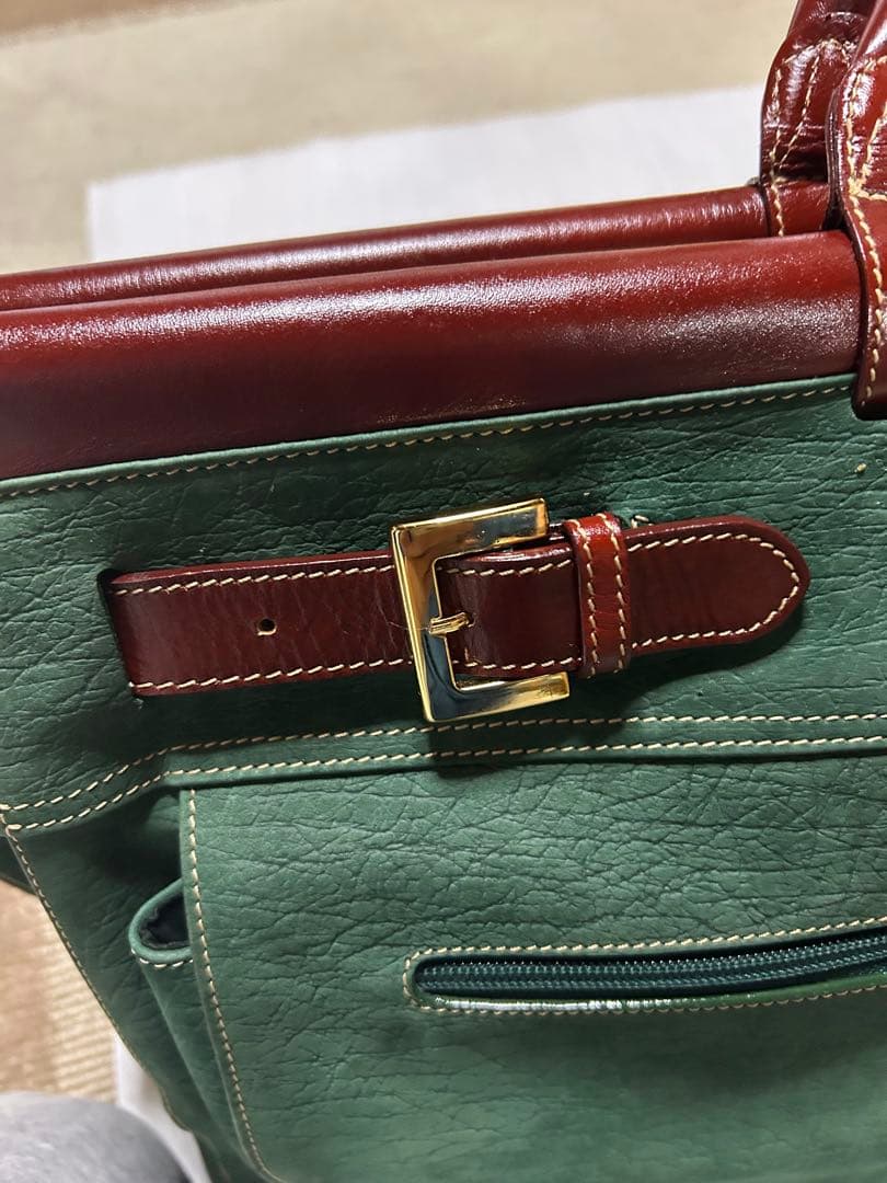 美品　Mio Milano 本革ボストンバッグ　お洒落