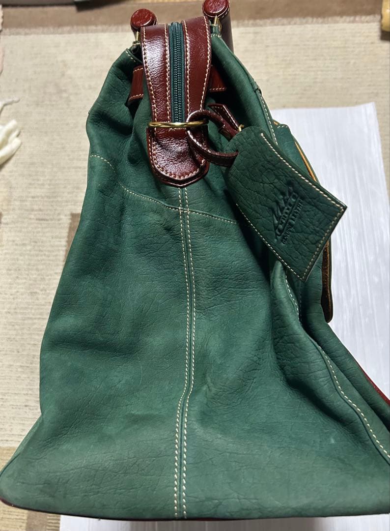 美品　Mio Milano 本革ボストンバッグ　お洒落