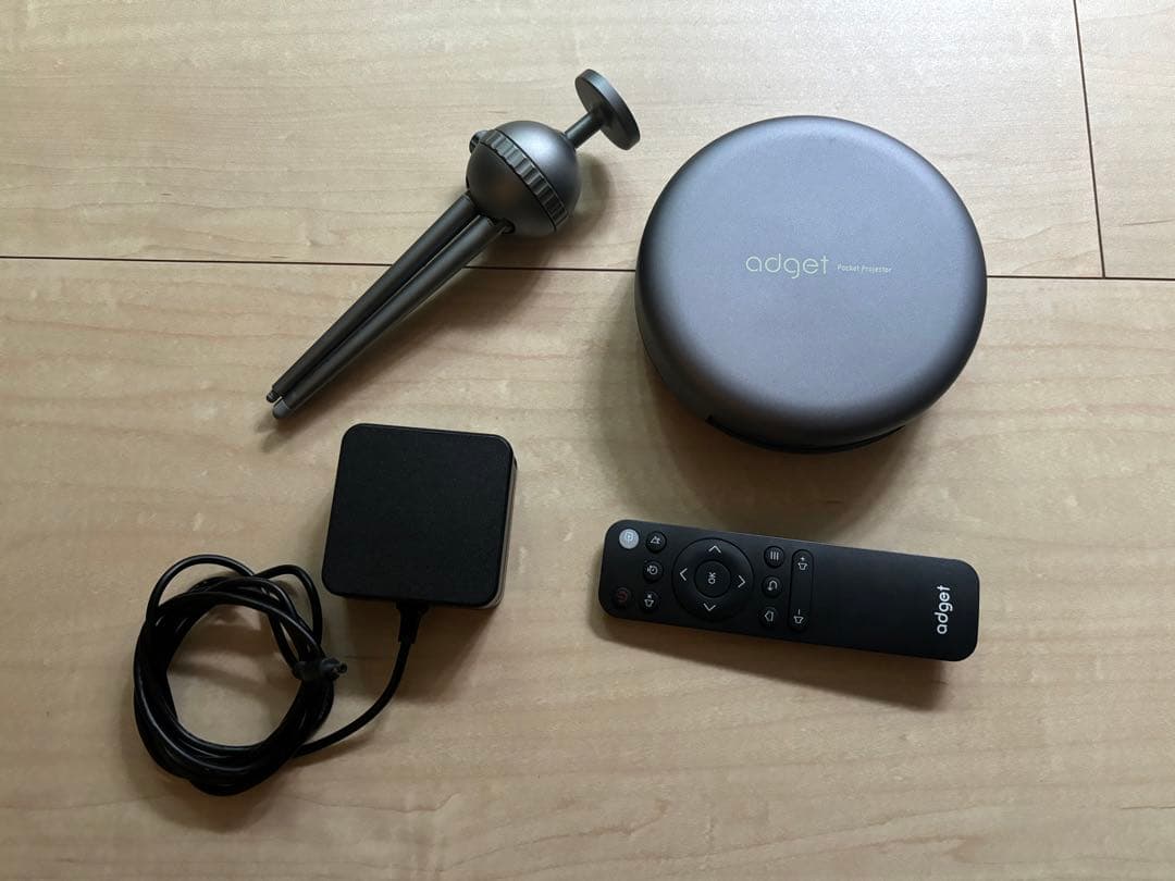 プロジェクター adget Pocket Projector