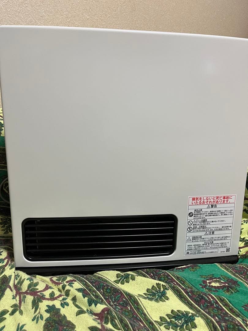 【美品】Rinnai ガスファンヒーター ホワイト