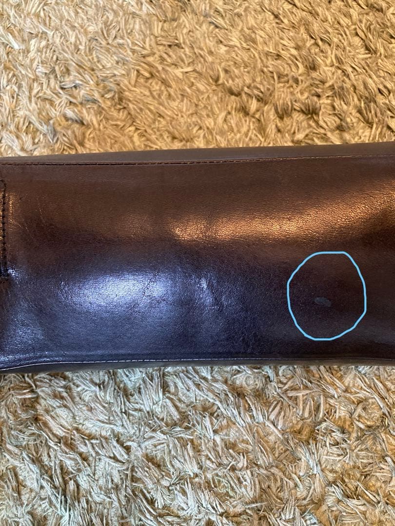 ETRE TOKYO × Inswirl ディアスキンボディバッグ ブラック