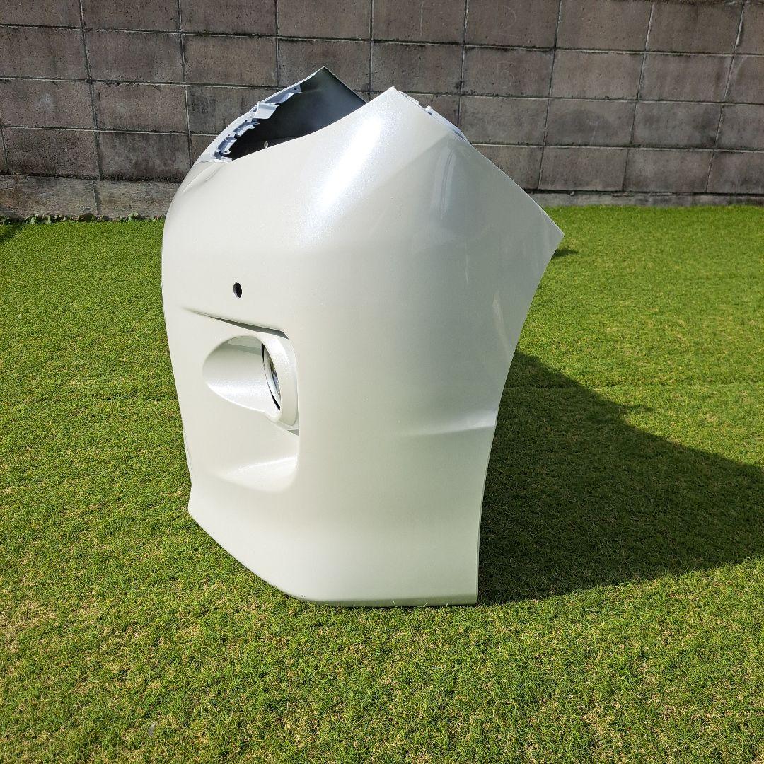 20アルファード　フォグ付き純正フロントバンパー