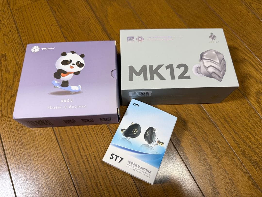 イヤホン HIDIZS MK12 / TIN HiFi DUDU / TRN ST7