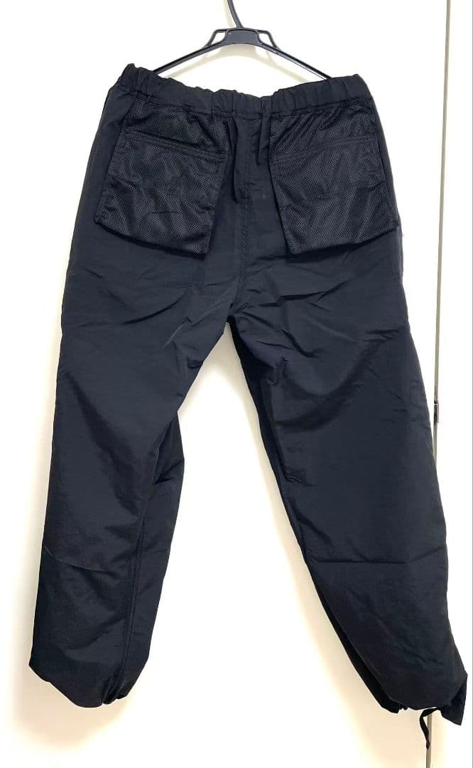 パンツ and wander oversized cargo pants