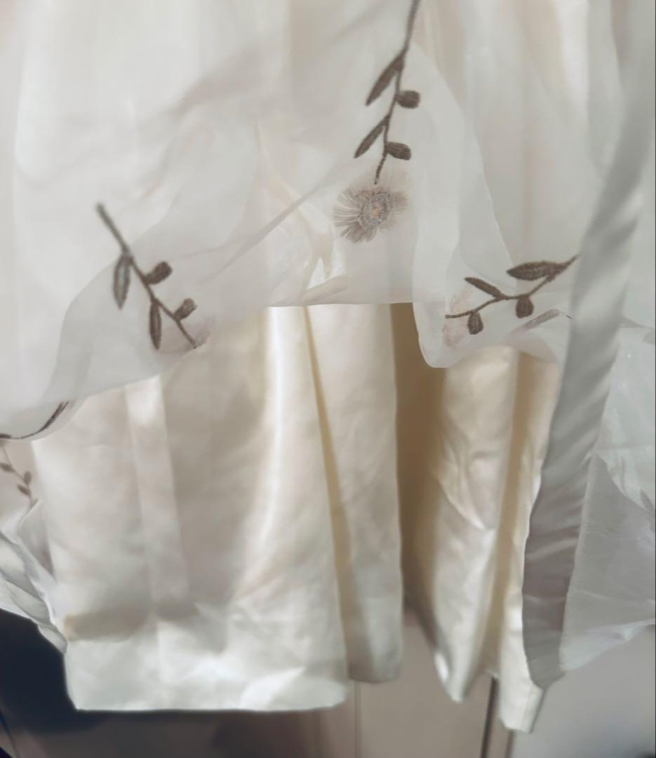 ena、familiaファミリアのスペインデザインドレス