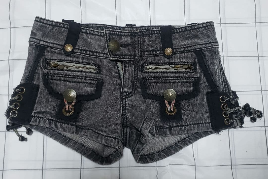 d.i.a. ラビットファー付きショートパンツ 24