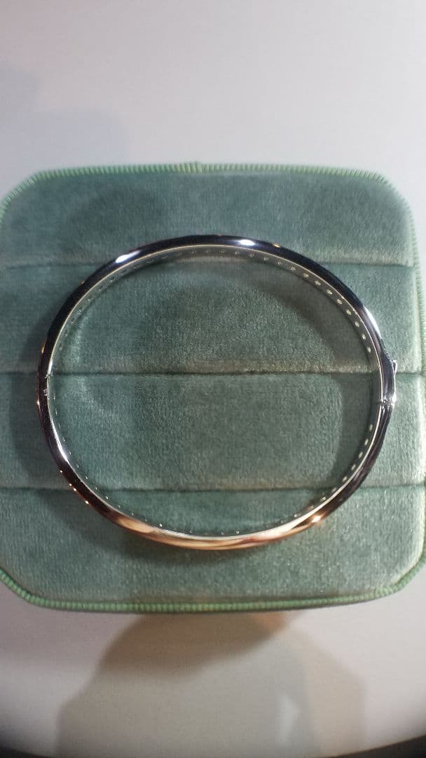 STORY！最高級モアサナイト バングル　16～17センチ