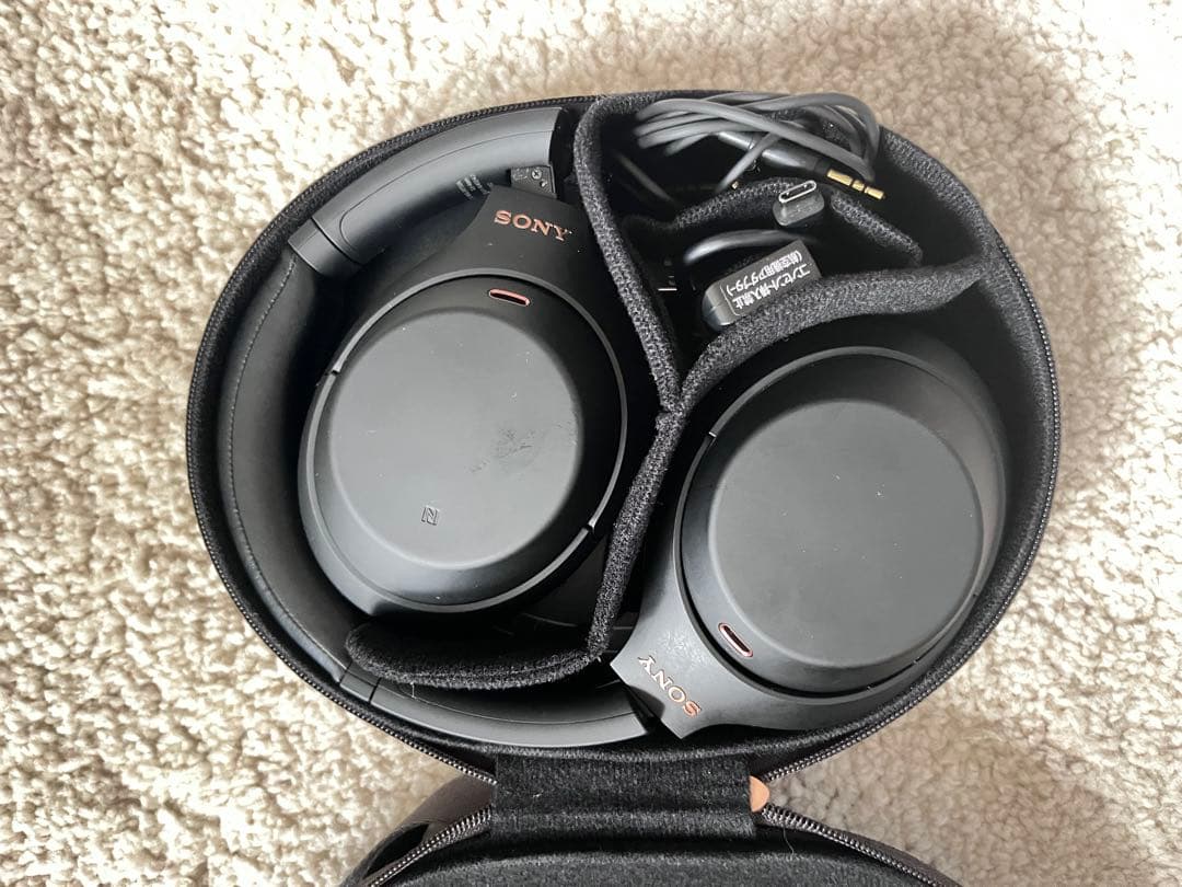 Sony WH-1000XM4ワイヤレスヘッドホン ブラック