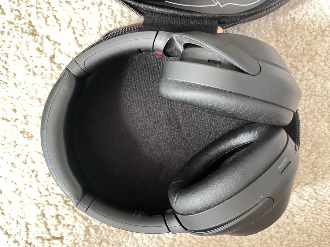 Sony WH-1000XM4ワイヤレスヘッドホン ブラック