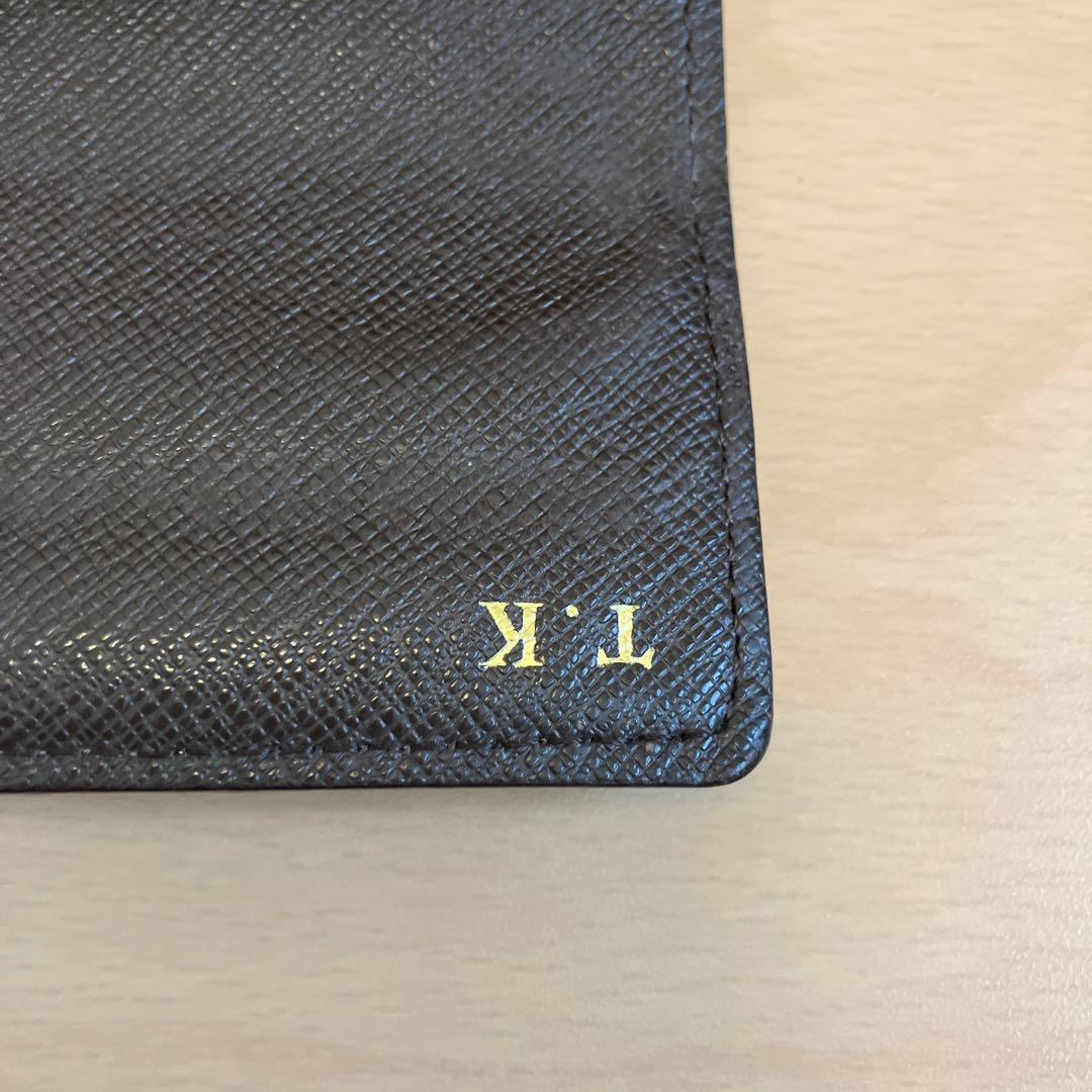 ルイヴィトン　長財布　イニシャル入り