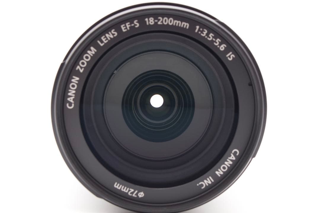 1本で持ち運び楽々✨Canon EF-S 18-200mm IS 高倍率レンズ
