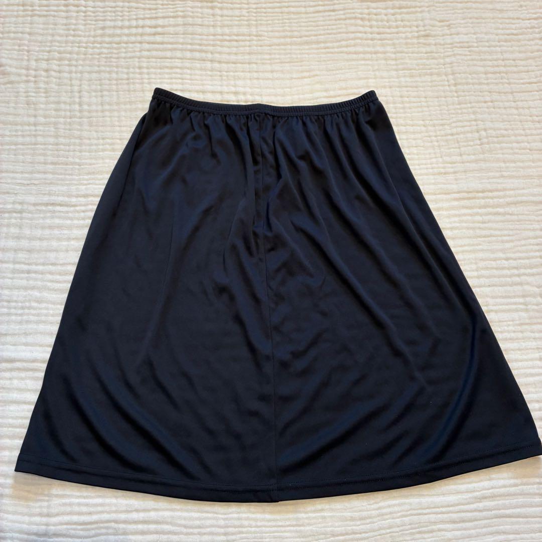 新品タグ付 Aimeine ループボタンバックオープンIライン　ワンピース 黒