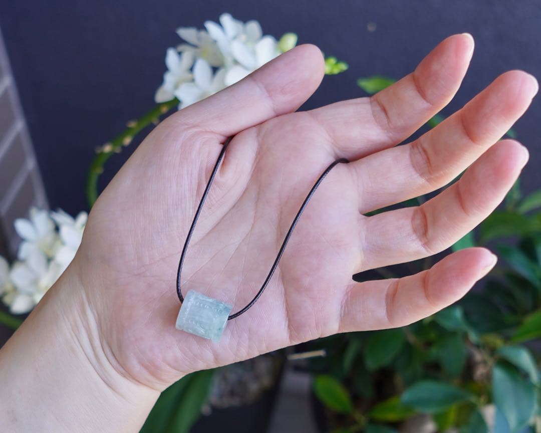 ☘本翡翠　氷種❄️六字真言　ルース⭐️路路通⭐️ネックレス　新品　0154