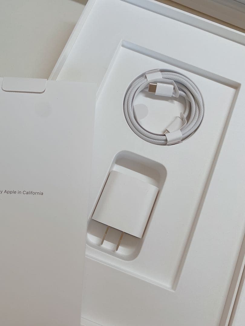 iPad本体 （A16） 128GB Wi-Fi