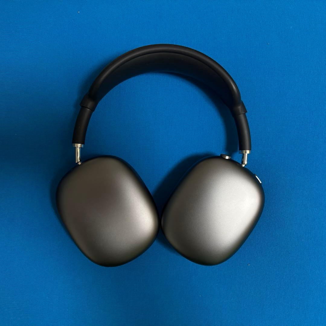 airpods max スペースグレイ 第一世代