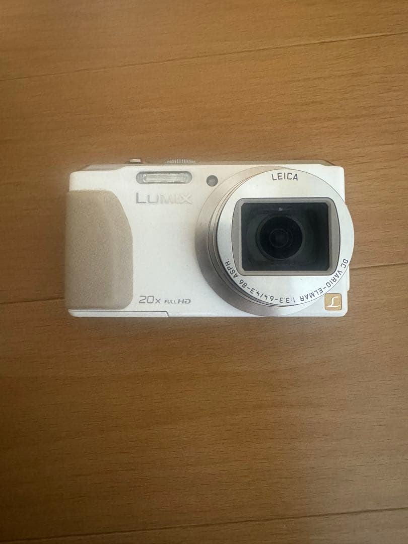 Panasonic パナソニック　コンパクトデジタルカメラ　DMC-TZ40