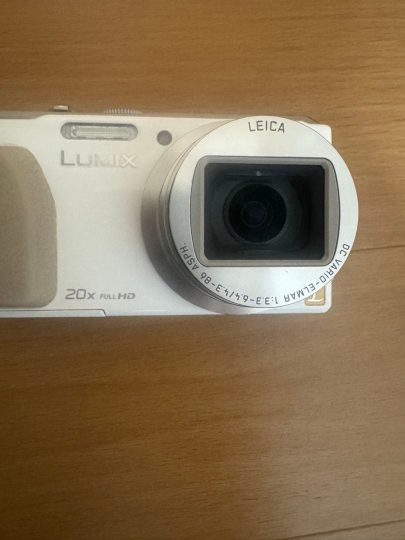 Panasonic パナソニック　コンパクトデジタルカメラ　DMC-TZ40