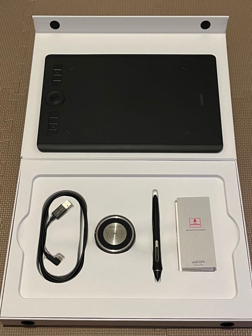 液タブ・ペンタブ wacom intuos pro medium