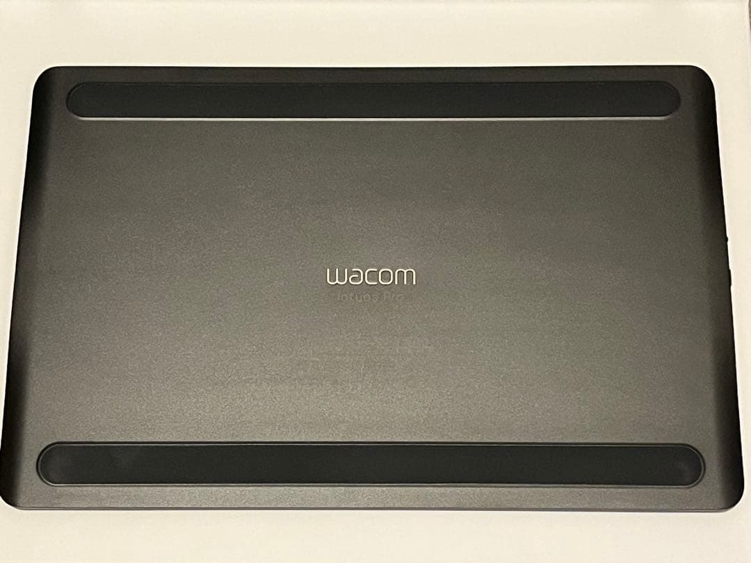 液タブ・ペンタブ wacom intuos pro medium
